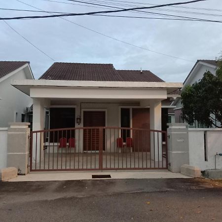 Friendly Homestay Malacca Ngoại thất bức ảnh